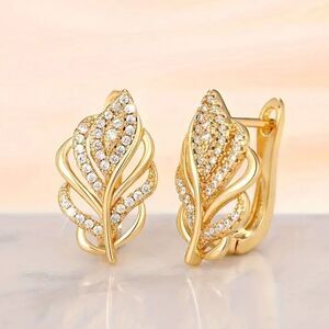 "Matilda" Gold Leaf Rhinestone Minimalist Stud Clip Earrings